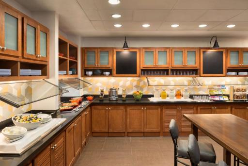 Hyatt Place Chicago Schaumburg - Housity