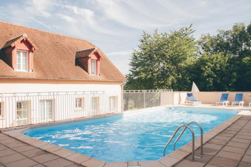 Terres de France - Appart'Hôtel La Roche-Posay - Housity