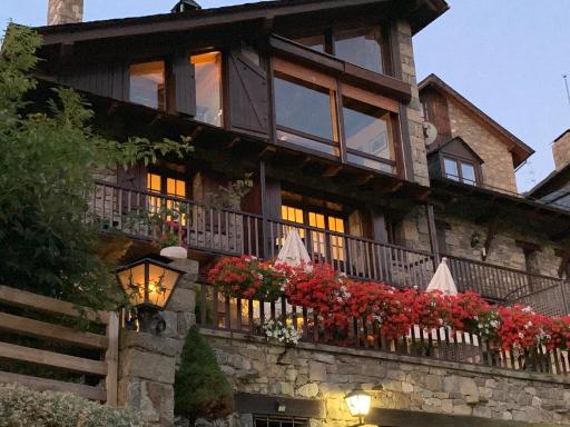 El Xalet de Taüll Hotel Rural - Housity