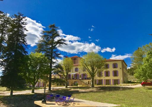 Château Ferrassières - Housity