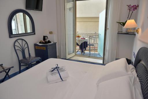 Hotel Pensione Reale - Housity
