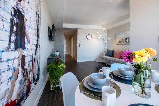 Clean 4th Floor 1 BR Apt in Old Town China Town - Housity