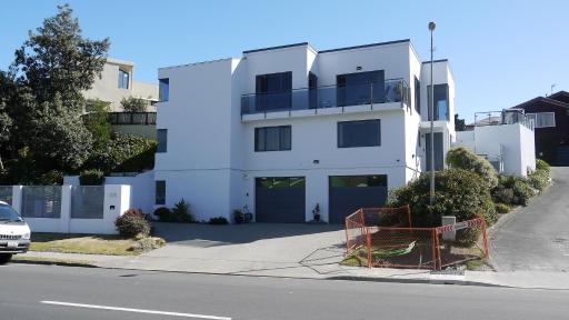 379 Kapiti - Housity