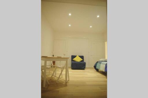 Dijon Standing Historic City Apartment - Housity