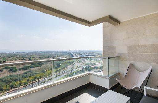 Sea and sky akko - Housity