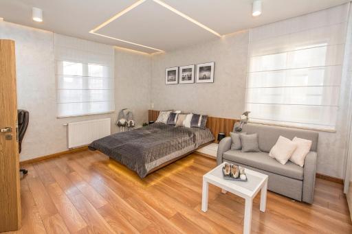 KOMFORT HOUSE RYNEK - Housity