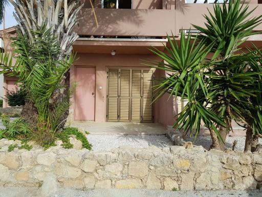 Ariadne apt 103 -300m from Lighthouse beach - Housity