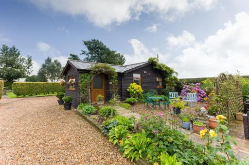 The Garden Cottage, Inglewhite - Housity