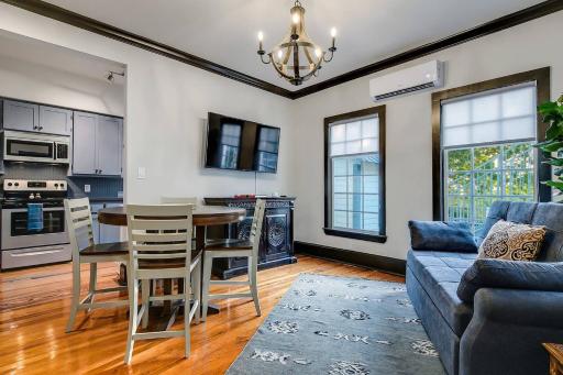 McKenize Guest House: LBJ Suite 1 BD, 1BA - Housity