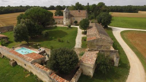 Gite du Château de Pernan - Housity