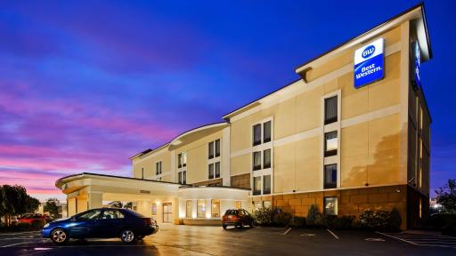 Best Western Inn Buffalo Airport - Housity