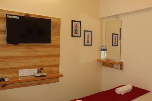 Grand Suites Srirangam - Housity