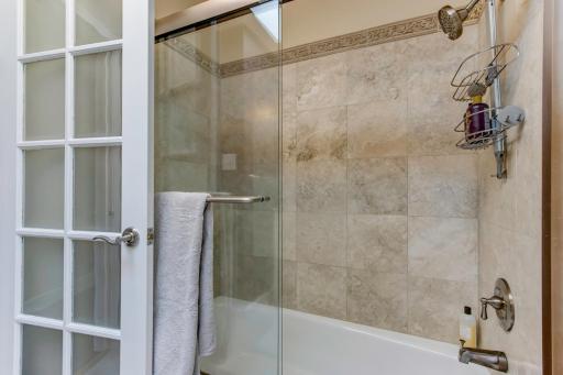 House-Canyon Dr - Housity