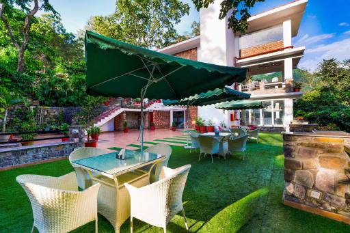 Summit By The Ganges Beach Resort & Spa - Housity