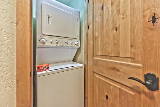 Silverado King Hotel Room by Canyons Village Rentals - Housity