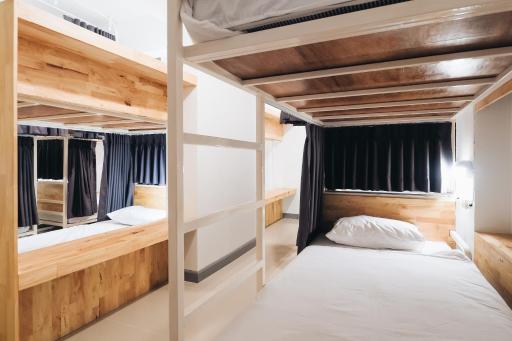 Loyy Hotel - Housity