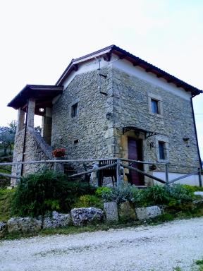 B&B La Pietra - Housity