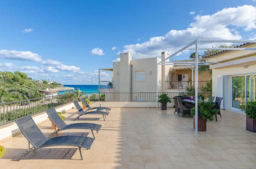 Bexan Cala Mandia - Housity