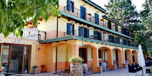 Hotel La Valle dell'Aquila - Housity