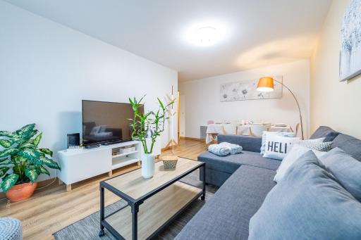 Panda Suite - Fairytale Factory - Housity