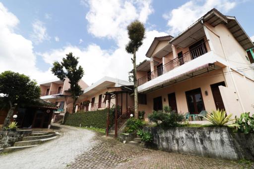 Villa Keluarga Bre Batunanggar - Housity