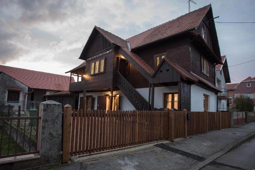 Villa Turopolje - Housity