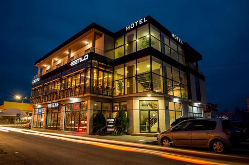 Семеен Хотел Естило - Housity