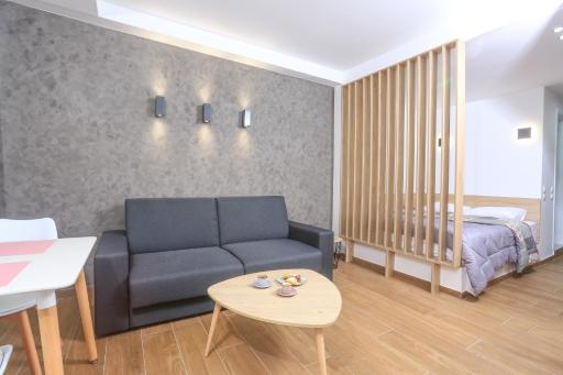 VH Executive Suites - Housity