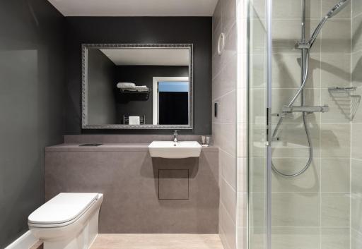 Gorse Hill Hotel - Housity