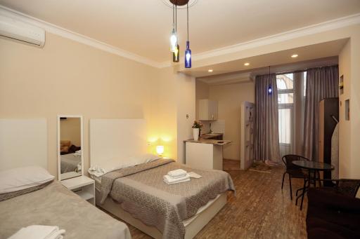 Family Apartment In Avlabari - Housity
