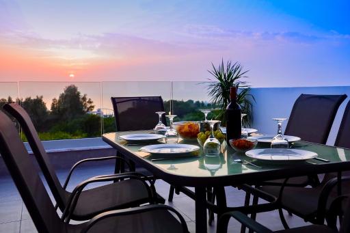 Sophia's Seaview Luxury Villas - Housity