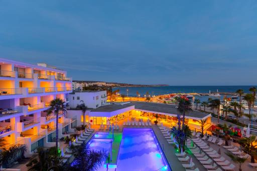 Limanaki Beach Hotel & Suites - Housity