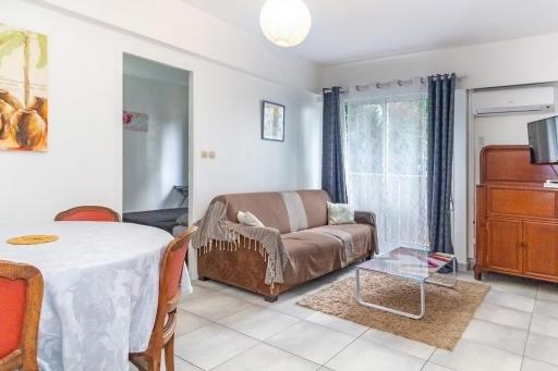 Philibert - T2 meublé en centre ville de Saint-Denis - Housity