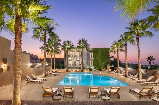 Sea View Hotel & Apartments - Housity