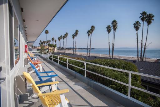 Beach Street Inn and Suites - Housity