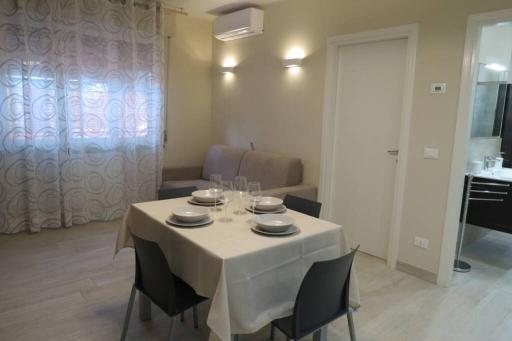 lucio's apartment parcheggio privato - Housity