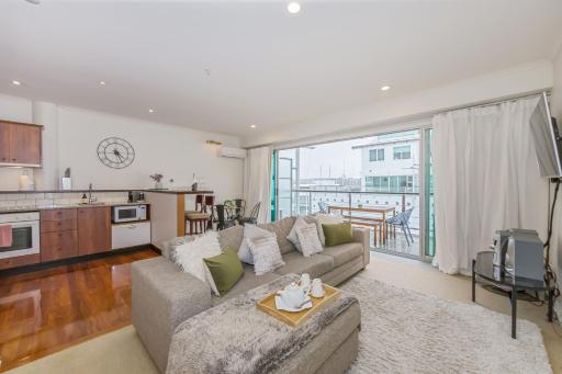 Princes Wharf - Charming 1BR Apartment - Housity