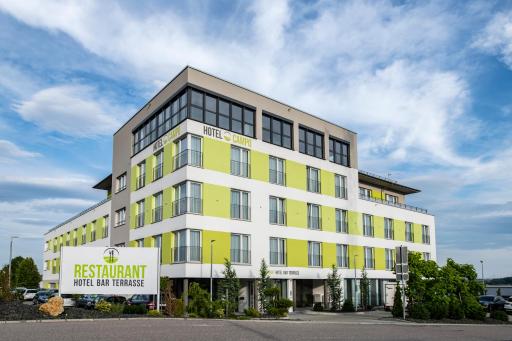 Hotel Campo - Housity