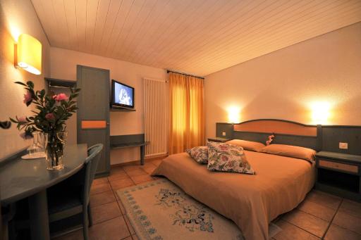 Hotel Ristorante Grotto Serta - Housity