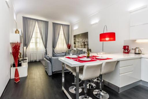 Elegant House Via Pia - Housity