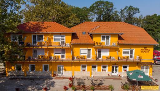 Korona Panzió - Housity