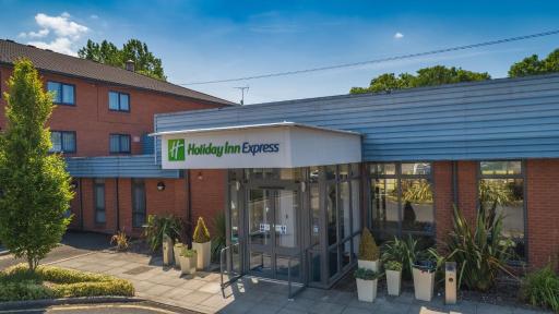 Holiday Inn Express Preston South, an IHG Hotel - Housity