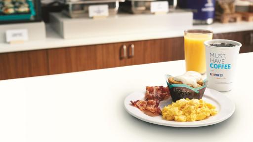Holiday Inn Express Hotel & Suites Minneapolis - Minnetonka, an IHG Hotel - Housity