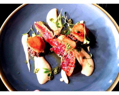 Seabreeze Restaurant With Rooms - Housity