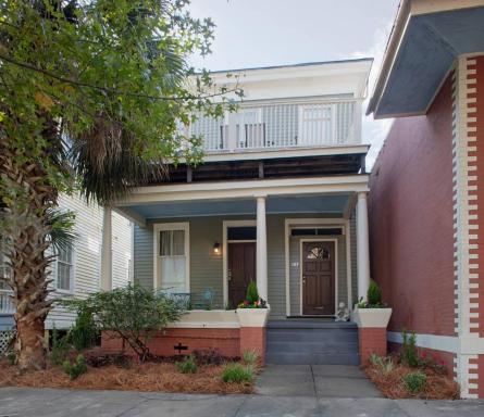 Huge 5 bed, 5 bath in Historic Downtown Savannah - Housity