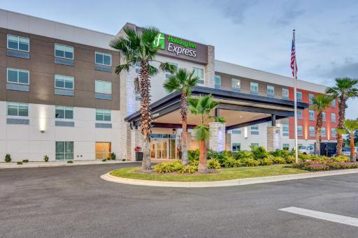 Holiday Inn Express - Fort Walton Beach Central by IHG - Housity