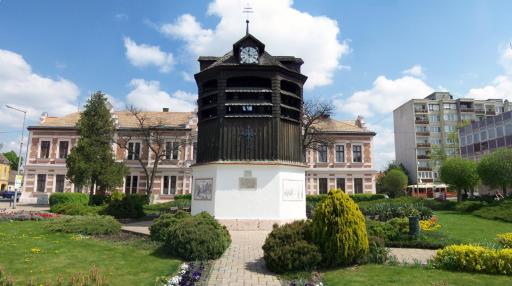 Harangláb Apartman Tata - Housity