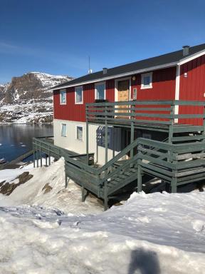 isi4u hostel, dogsled, snowmobiling - Housity