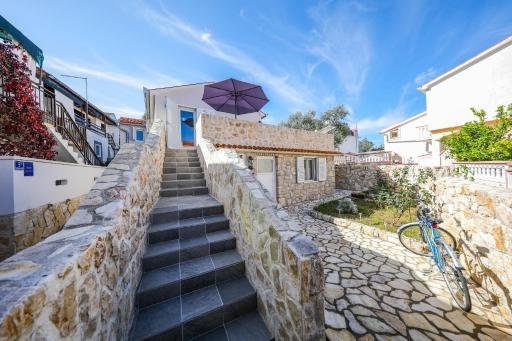 Holiday Home Ana - Housity
