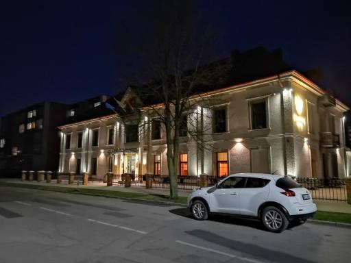 Central Hotel Radviliškis - Housity